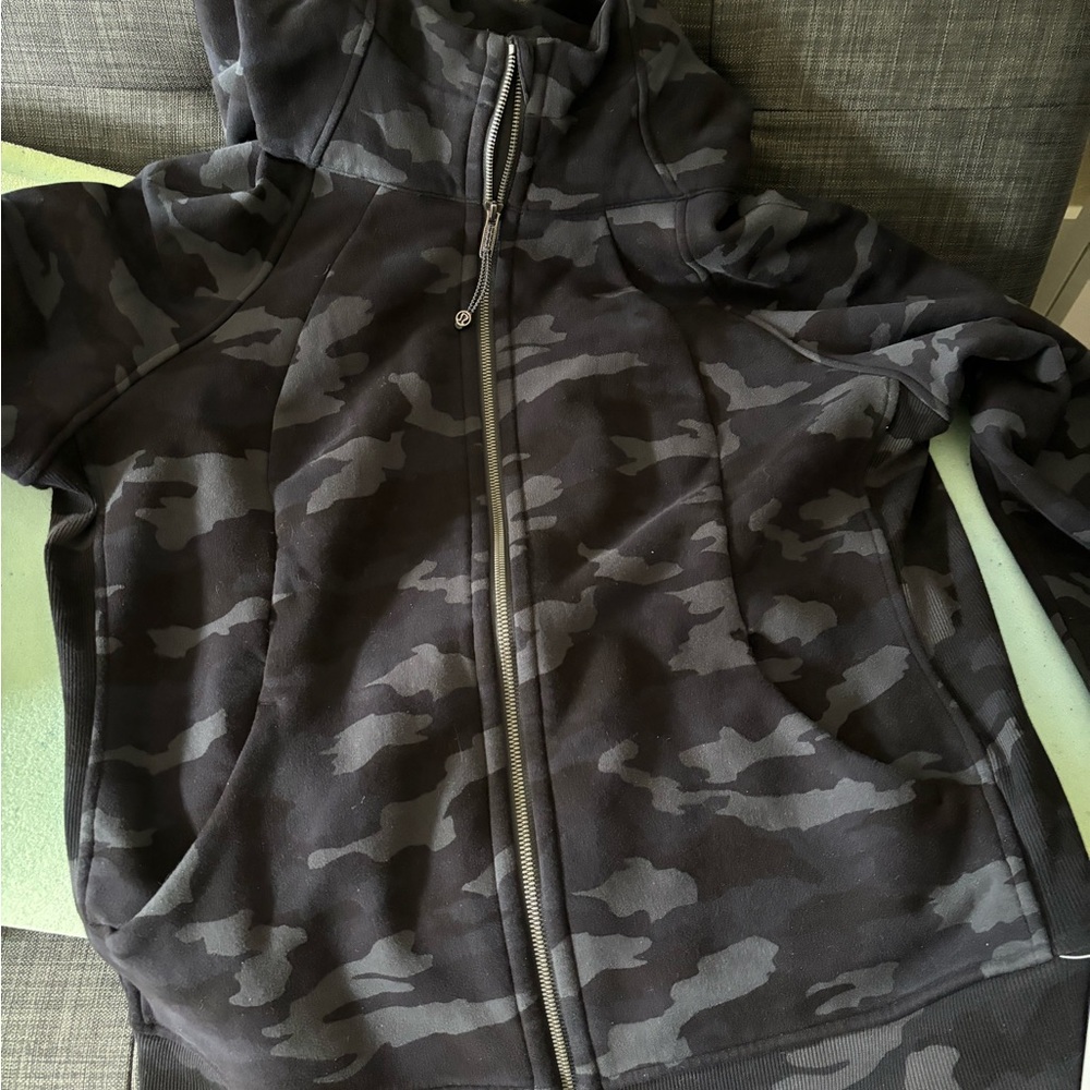 Lululemon scuba full zip hoodie - size 18